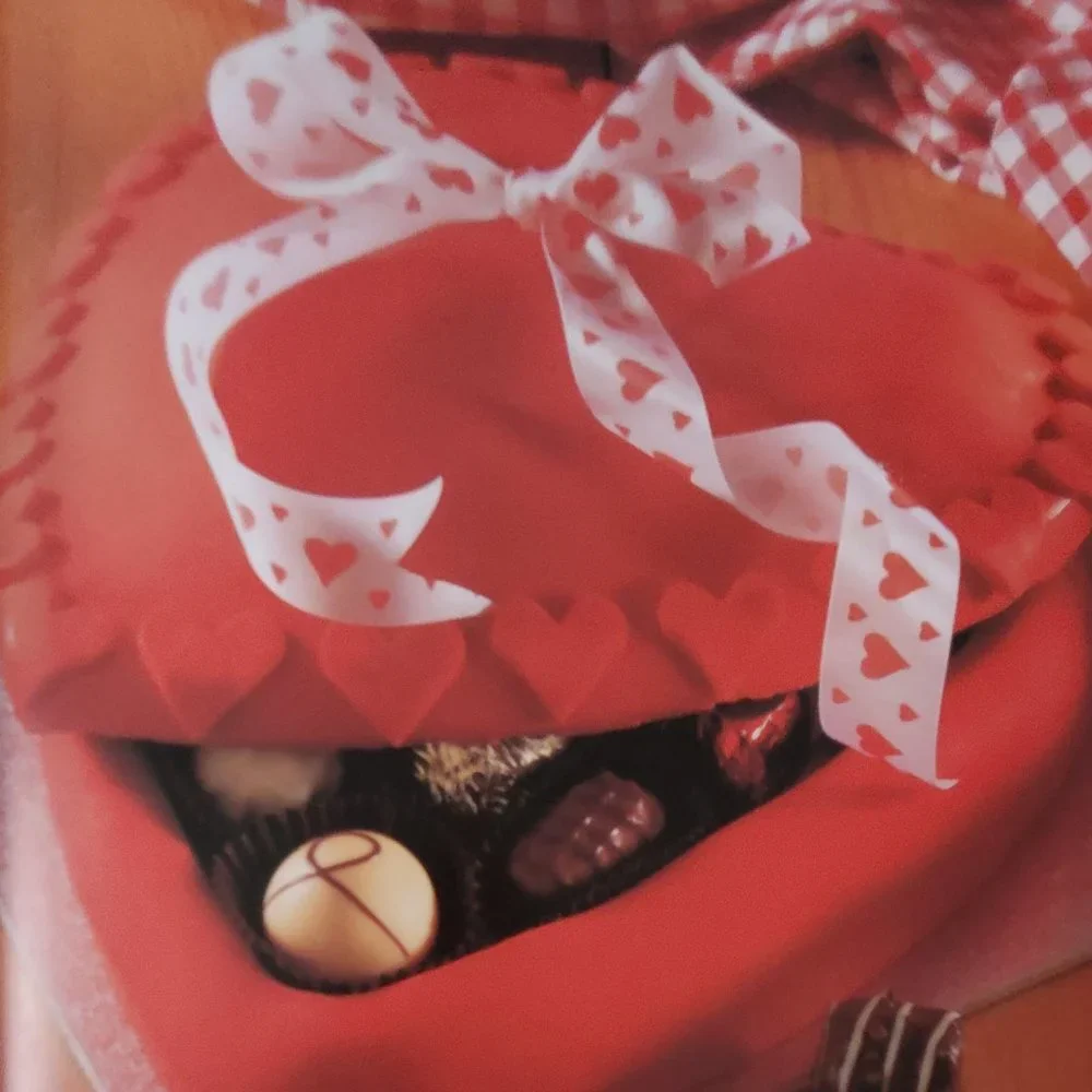 Best Ever Cake Decorating Cookbook